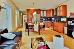 Pet-Friendly Sedona Home with Yard and Hot Tub!